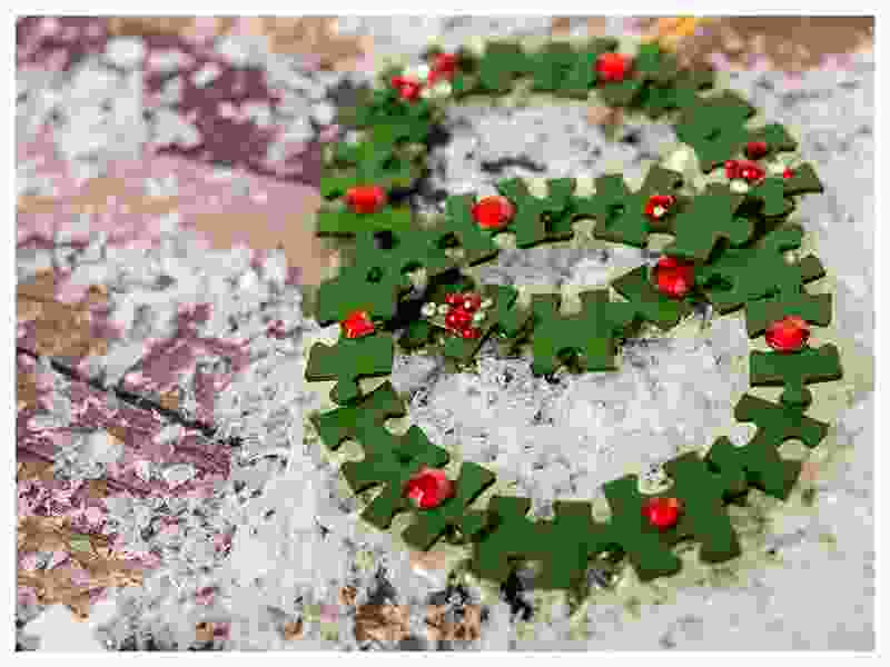 DIY Christmas decoration puzzle Advent wreath